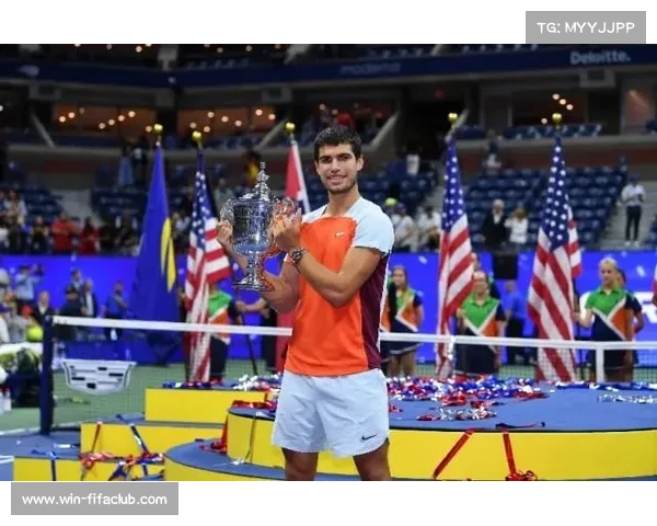 阿尔卡拉斯代言奢侈品牌成为最年轻品牌大使引领时尚潮流